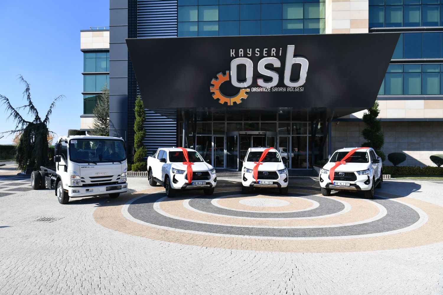 Kayseri OSB Araç Filosuna 4 Yeni Hizmet Aracı Daha Eklendi